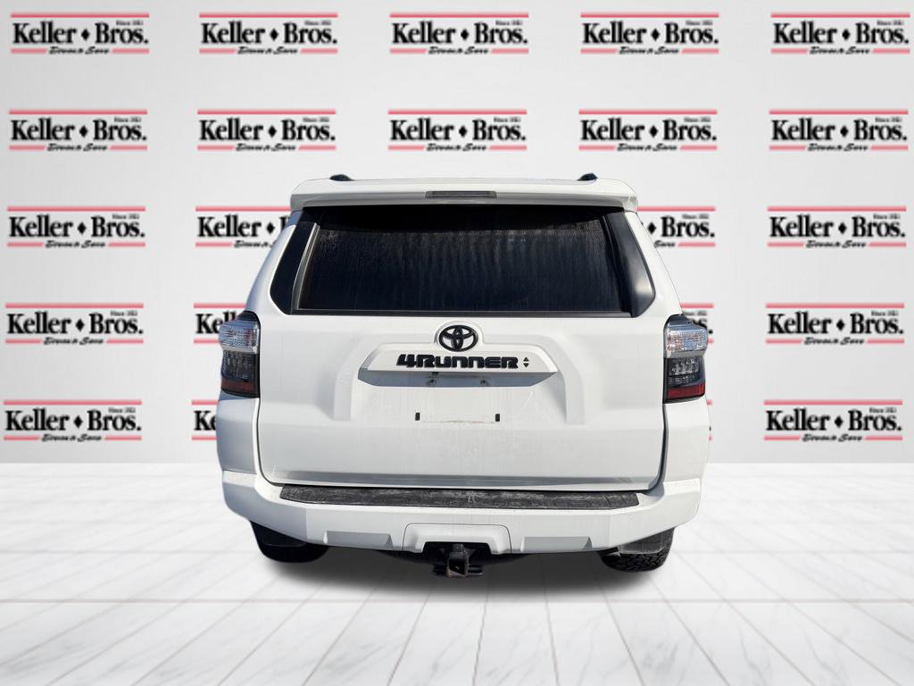 Used 2023 Toyota 4Runner SR5 AWD/4WD image 6