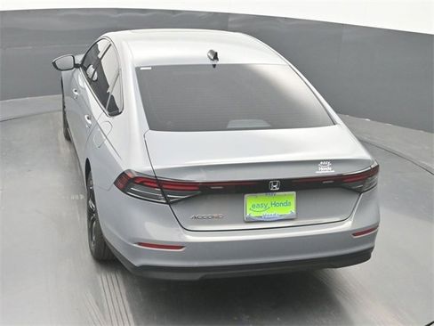 Certified 2025 Honda Accord SE image 22