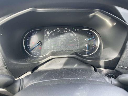 Used 2025 Toyota RAV4 XLE image 37