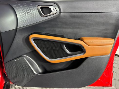 Used 2025 Kia Soul EX FWD image 38