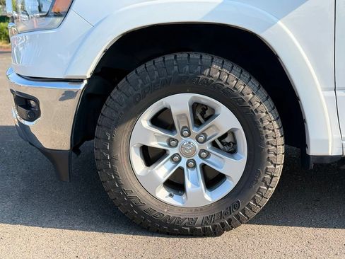 Used 2021 RAM 1500 Laramie AWD/4WD image 9