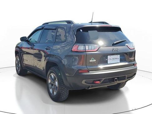 Used 2019 Jeep Cherokee Trailhawk w/ Comfort & Convenience Group AWD/4WD image 3