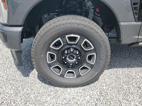 New 2026 Ford F350 Platinum AWD/4WD image 6
