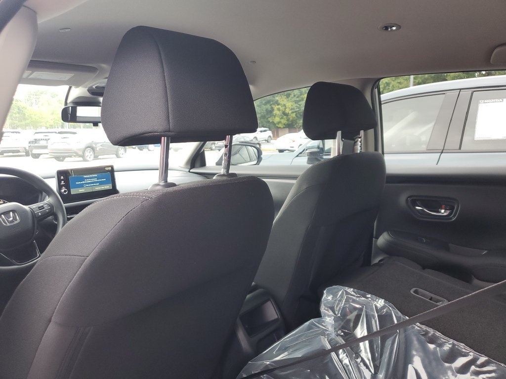 New 2027 Honda HR-V LX image 11