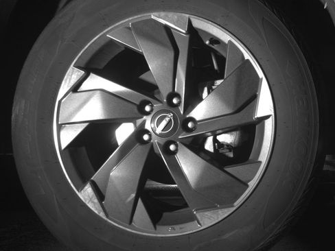 Used 2025 Nissan Rogue SV image 13