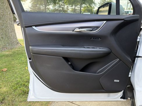 Used 2022 Cadillac XT6 Luxury FWD image 21