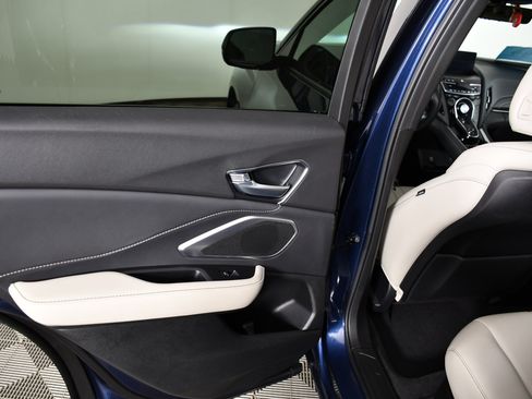 Used 2025 Acura RDX SH-AWD image 45