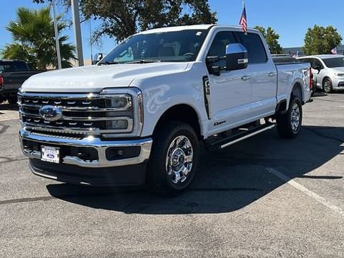 New 2026 Ford F250 Lariat w/ Chrome Package AWD/4WD image 7