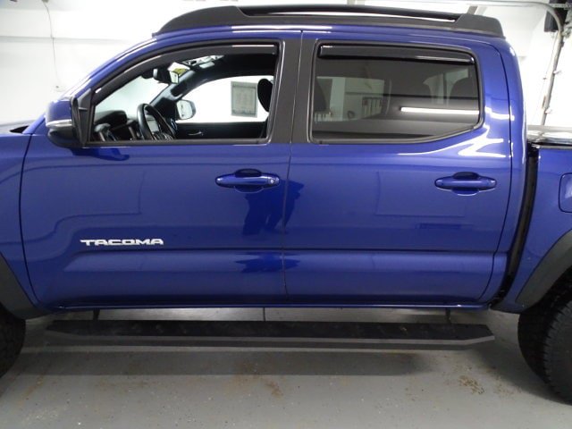 Used 2023 Toyota Tacoma TRD Off-Road AWD/4WD image 18
