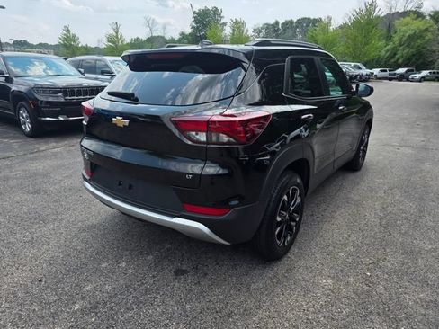 Used 2023 Chevrolet TrailBlazer LT FWD image 4