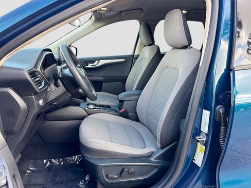 Used 2020 Ford Escape SE image 20