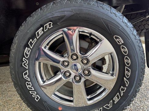 Used 2019 Ford F150 XLT w/ Equipment Group 301A Mid image 29