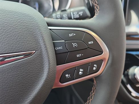 New 2026 Chrysler Pacifica Pinnacle w/ Trailer Tow Group image 20