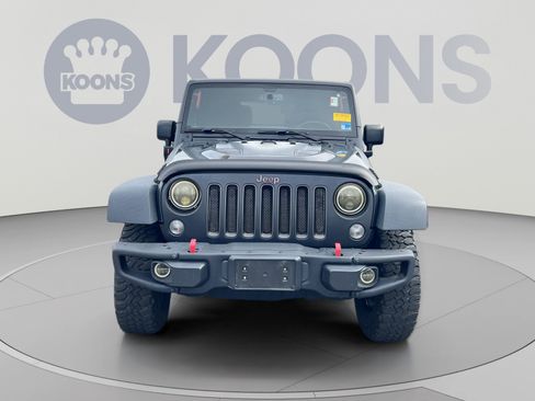 Used 2018 Jeep Wrangler Rubicon AWD/4WD image 10