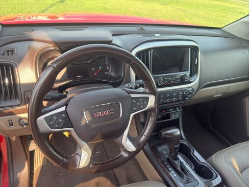 Used 2016 GMC Canyon SLT w/ Driver Alert Package AWD/4WD image 3