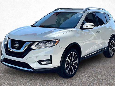 Used 2019 Nissan Rogue SL w/ Premium Package AWD/4WD image 4