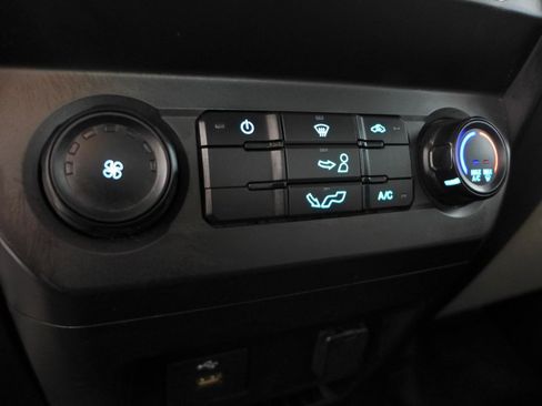 Used 2019 Ford F150 XL w/ Equipment Group 101A Mid RWD image 28