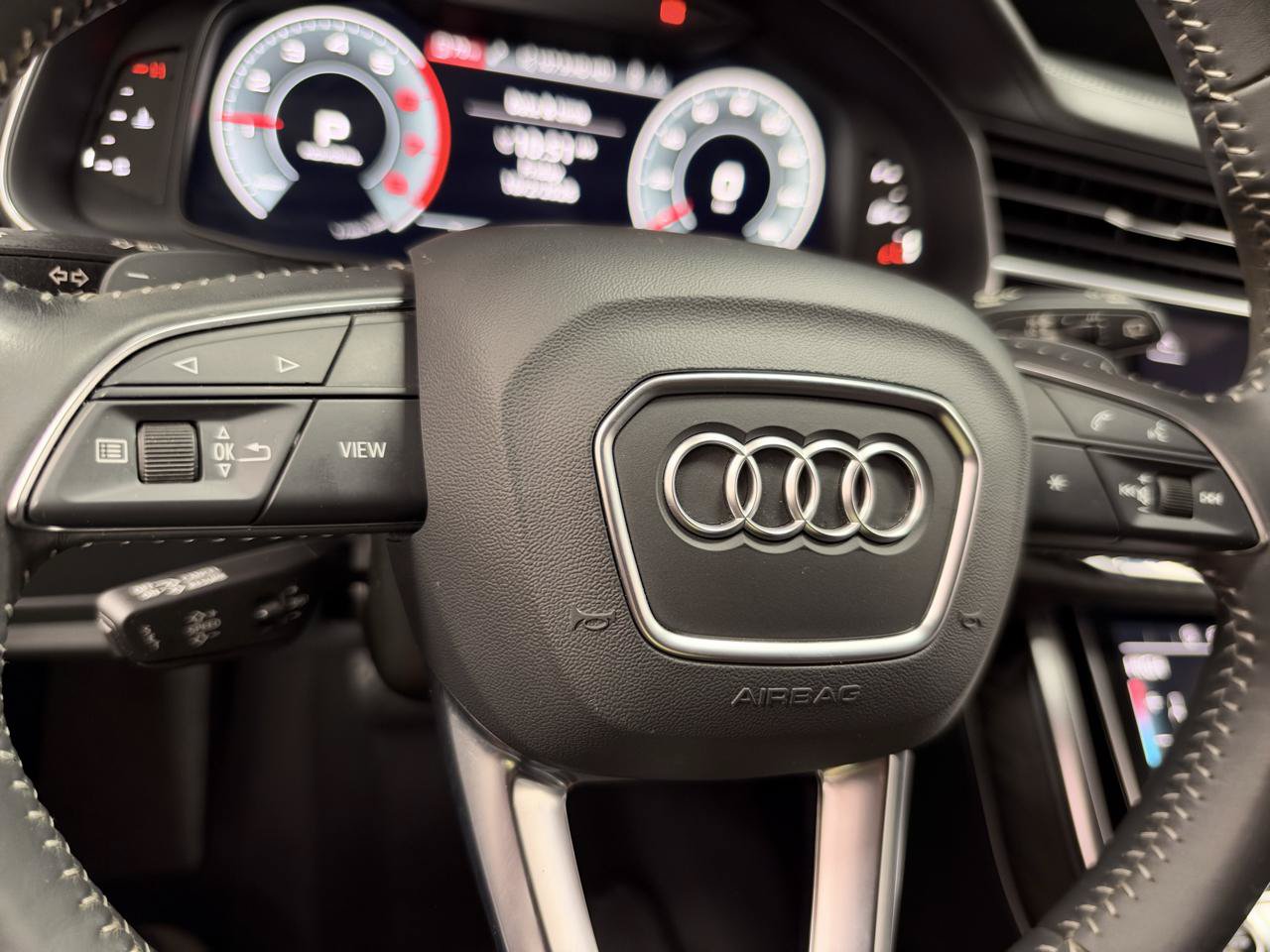 Used 2021 Audi Q8 Prestige AWD/4WD image 18