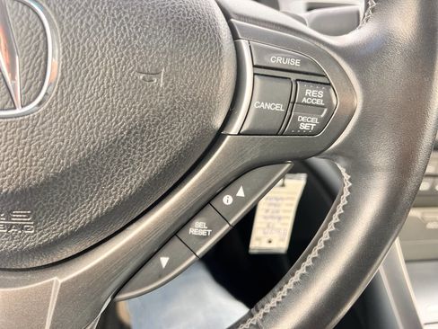 Used 2013 Acura TSX w/Tech 4dr Sedan w/Technology image 32