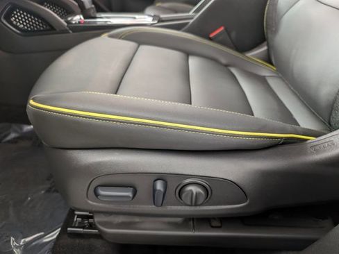 Used 2024 Chevrolet TrailBlazer ACTIV image 14