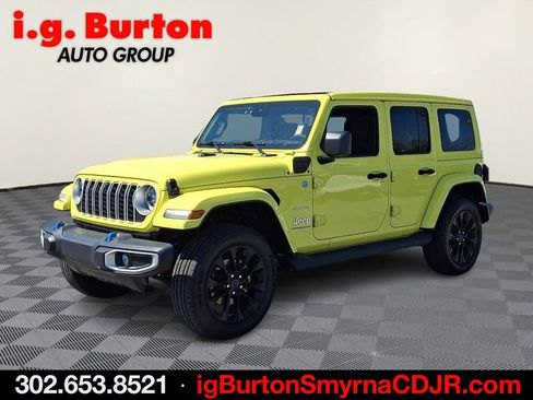 Used 2024 Jeep Wrangler Unlimited Sahara w/ Technology Group image 3