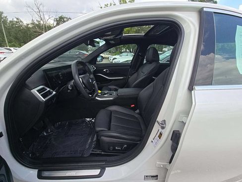 Used 2025 BMW 330i Sedan w/ Convenience Package RWD image 5
