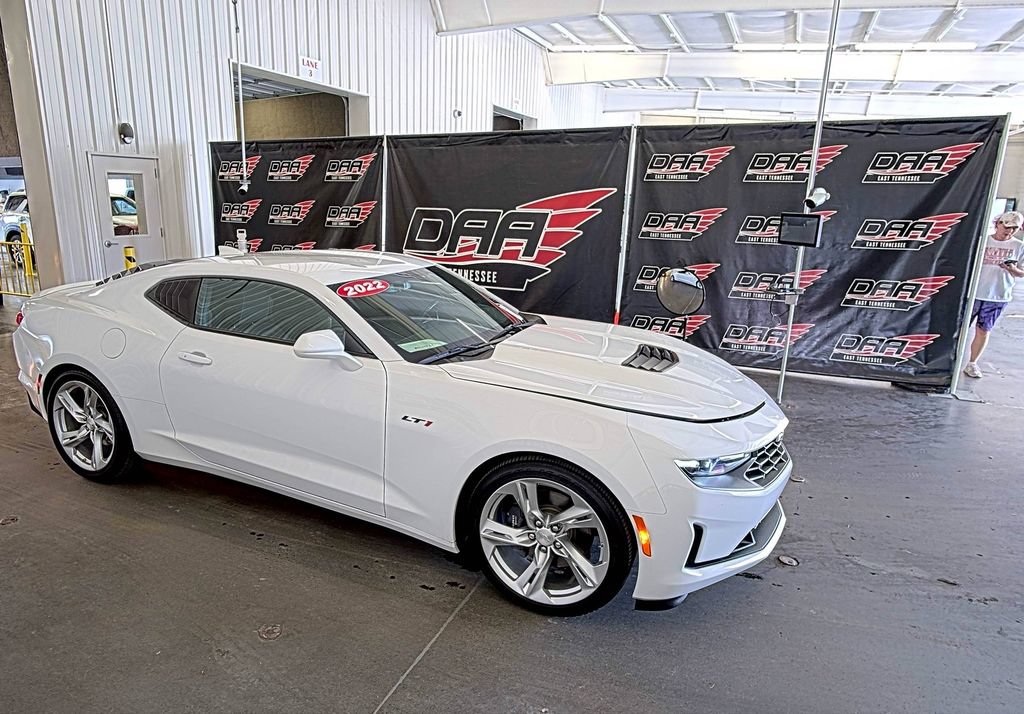 Used 2022 Chevrolet Camaro LT RWD image 4