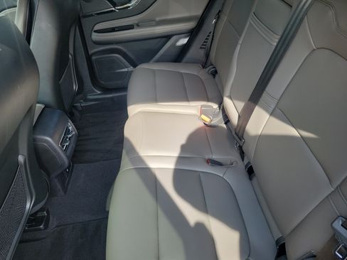 Certified 2023 Lincoln Corsair FWD image 9