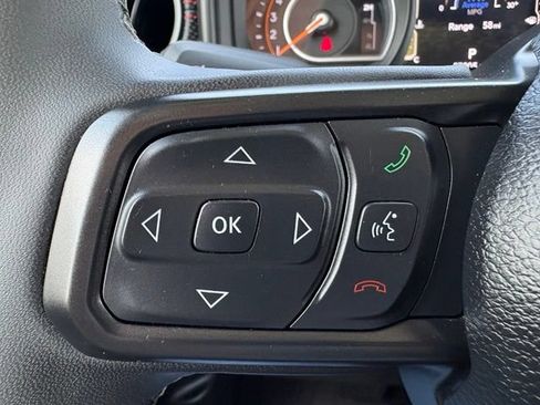 Used 2025 Jeep Gladiator Rubicon AWD/4WD image 23