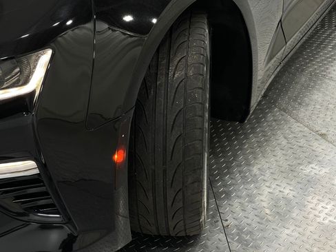 Used 2017 Chevrolet Camaro SS RWD image 35