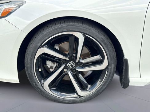 Certified 2018 Honda Accord Sport image 11