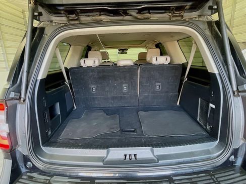 Used 2023 Ford Expedition Max Limited image 18