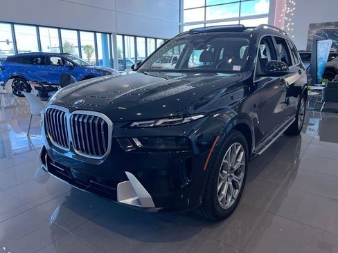 Used 2024 BMW X7 xDrive40i image 9