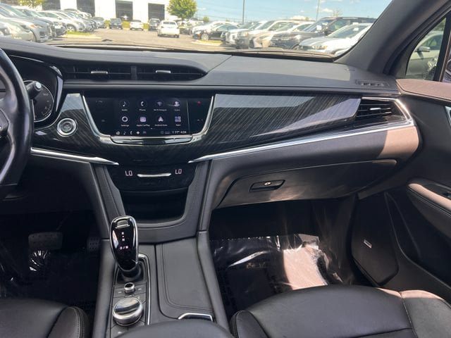 Used 2020 Cadillac XT6 Premium Luxury AWD/4WD image 15