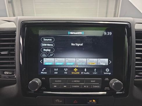 Used 2023 Nissan Frontier PRO-4X w/ Pro-4X Premium Package image 30