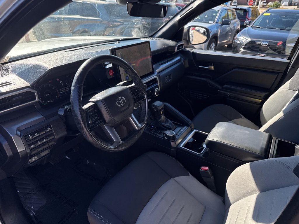 Used 2026 Toyota Tacoma TRD Off-Road AWD/4WD image 14