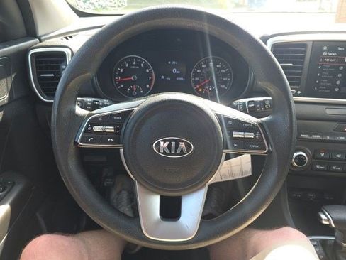 Used 2020 Kia Sportage LX AWD/4WD image 17