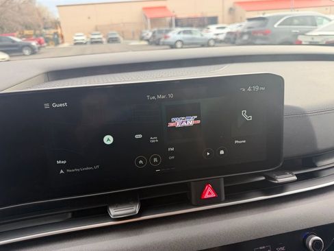 Certified 2026 Kia Carnival EX image 17