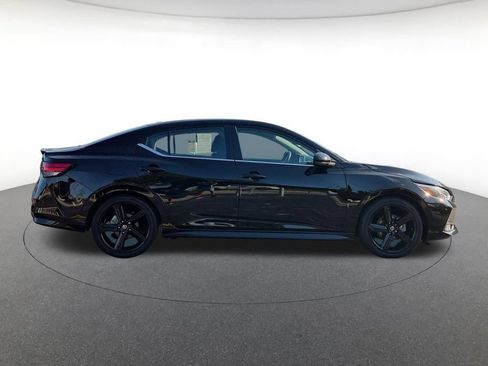 Used 2022 Nissan Sentra SR w/ Midnight Edition FWD image 4
