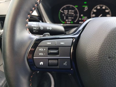 Used 2025 Honda CR-V Sport Touring image 11