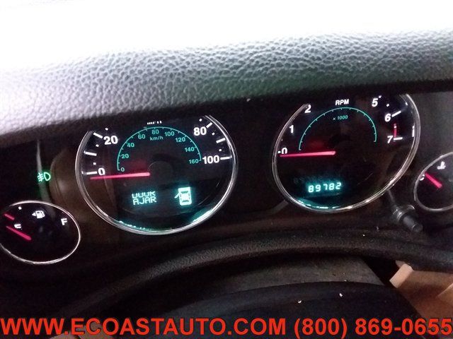 Used 2012 Jeep Wrangler Unlimited Sahara w/ Dual Top Group AWD/4WD image 12