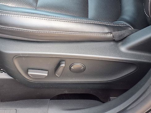 Used 2022 Ford Escape SEL AWD/4WD image 4