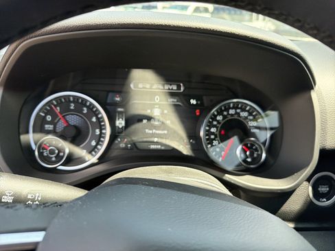Used 2025 RAM 1500 Big Horn AWD/4WD image 19