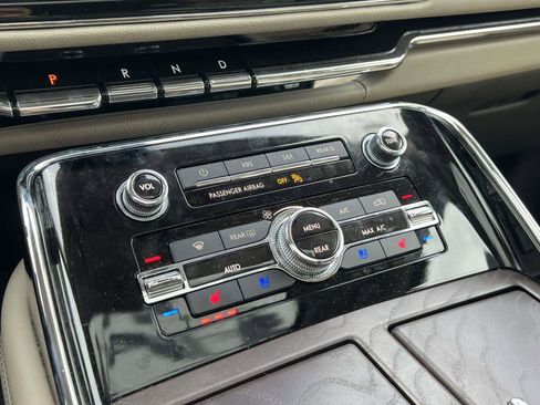 Used 2023 Lincoln Navigator L Reserve image 31