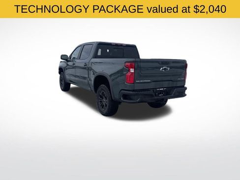 Used 2025 Chevrolet Silverado 1500 ZR2 w/ Technology Package image 3