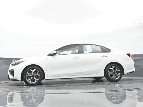 Used 2020 Kia Forte LXS FWD image 44