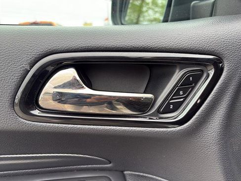 Used 2024 Dodge Durango GT RWD image 24