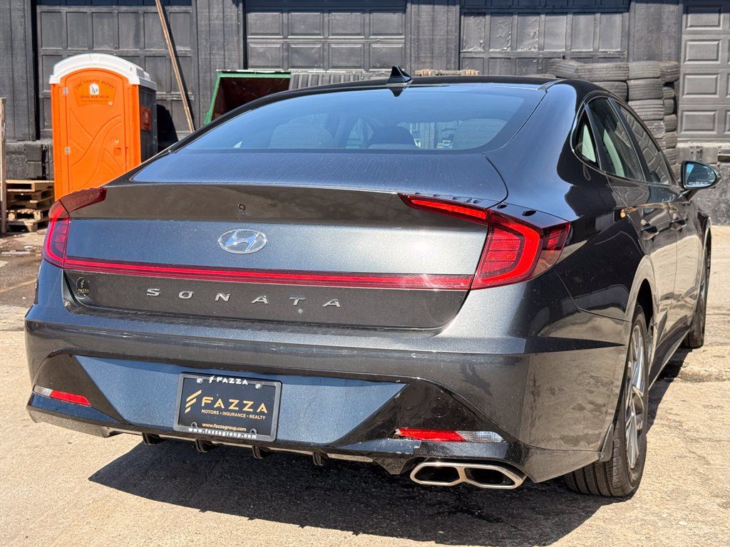 Used 2022 Hyundai Sonata SEL FWD image 12