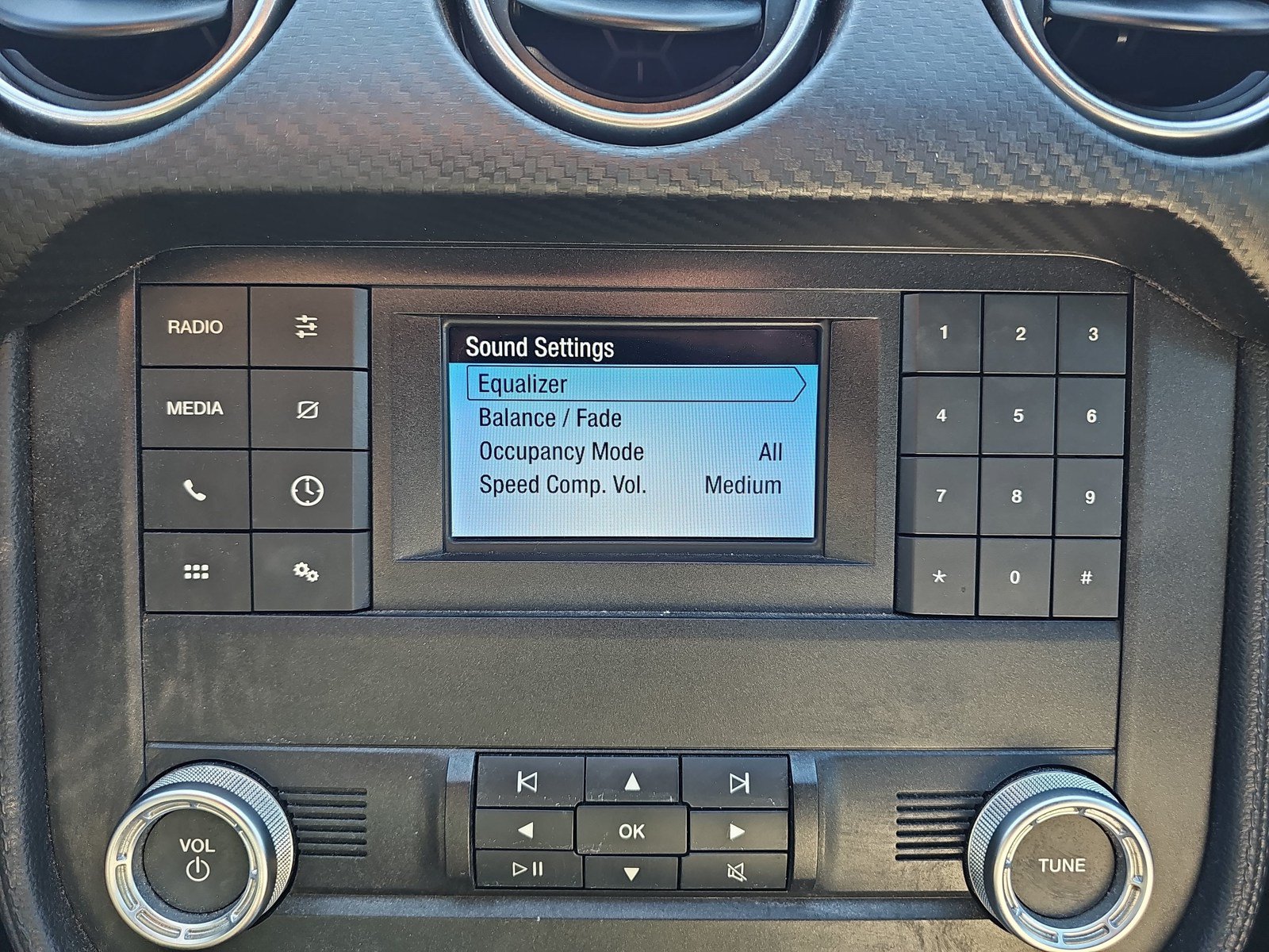 Used 2019 Ford Mustang Convertible RWD image 18