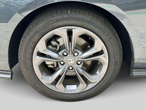 Used 2023 Honda Accord EX image 10